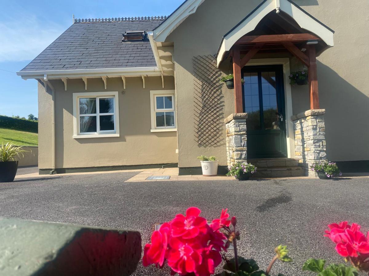 The Lodge Donegal Town Exterior foto