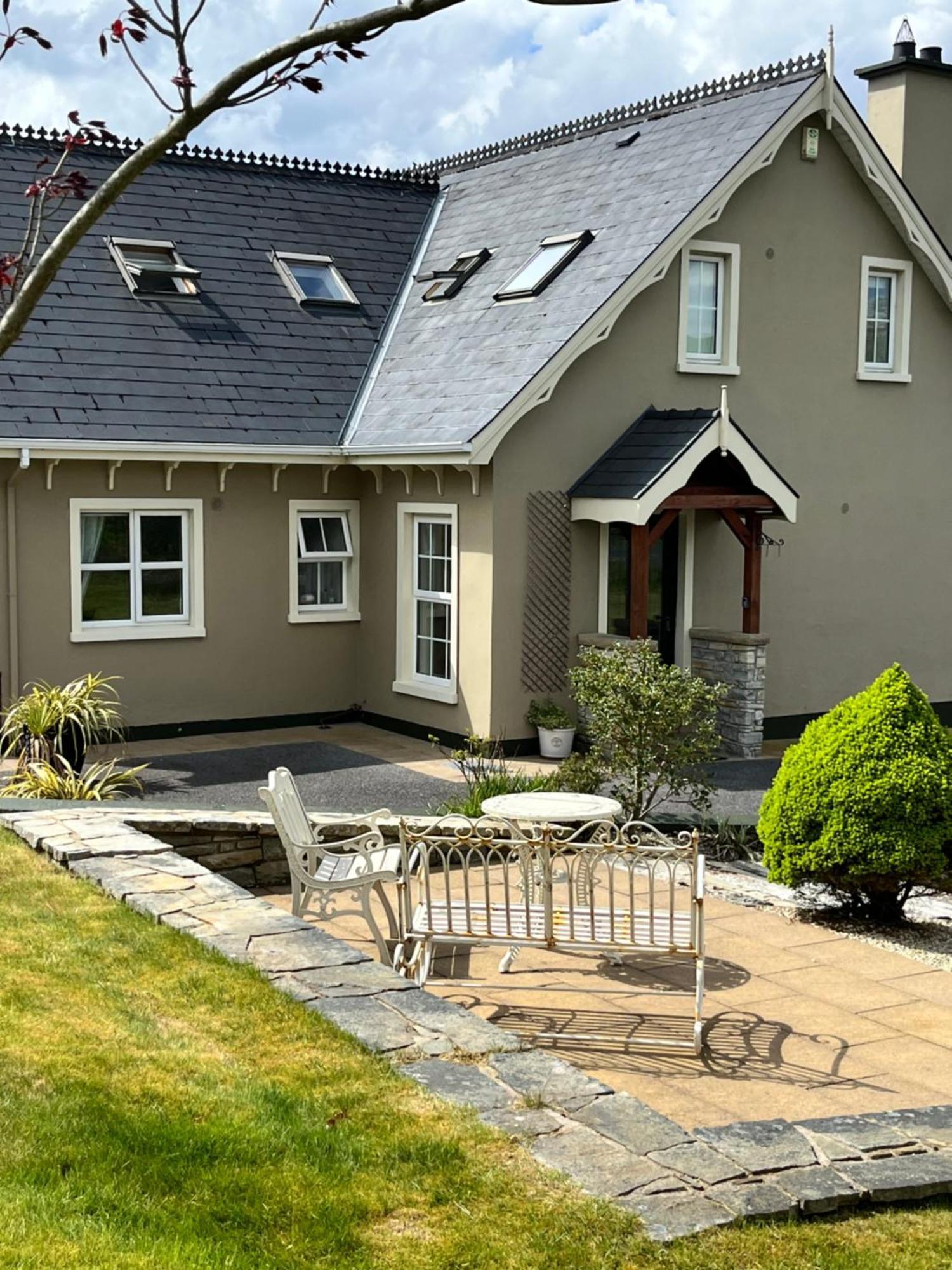 The Lodge Donegal Town Exterior foto